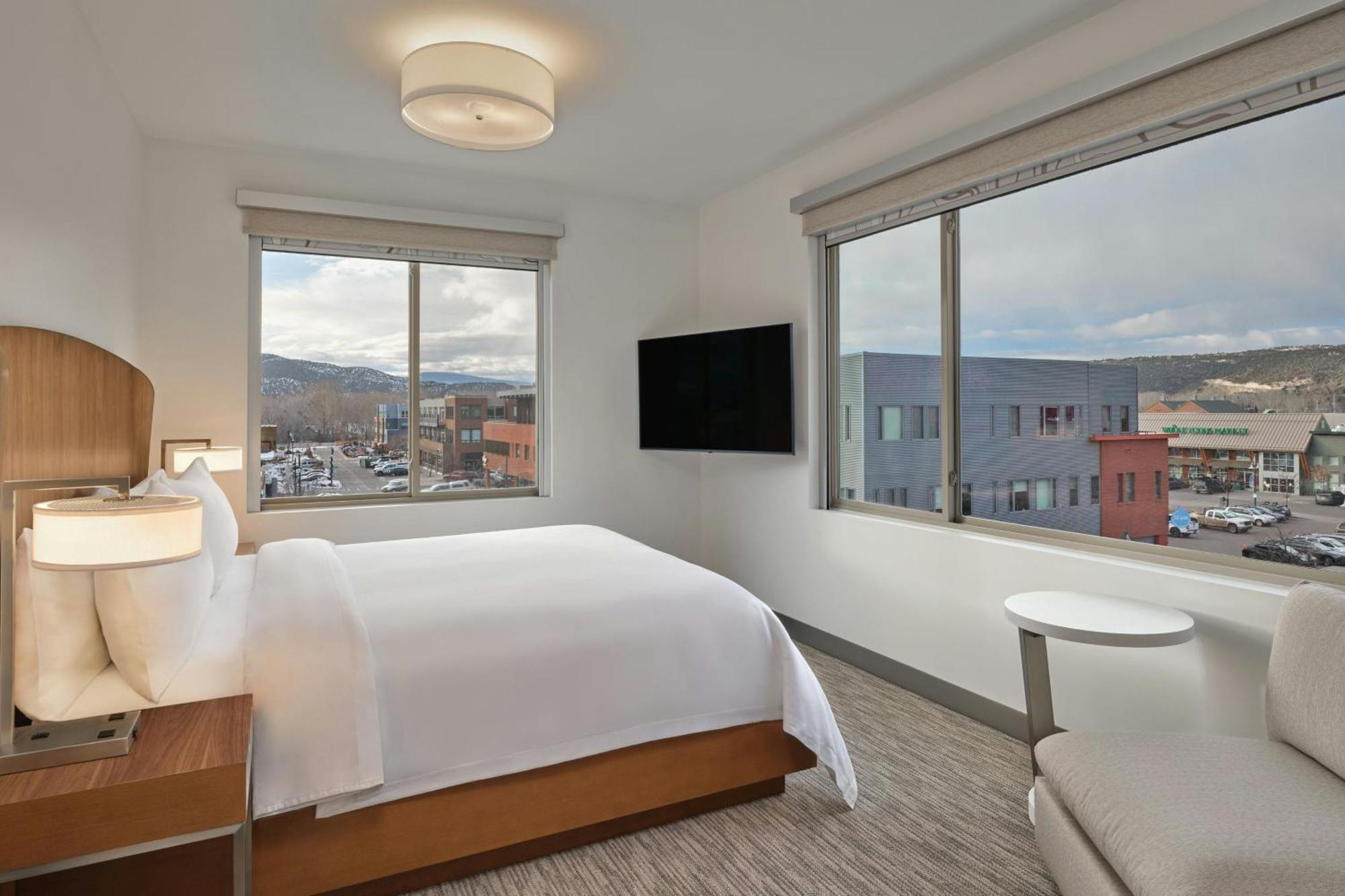 Element - Aspen Hotel Basalt