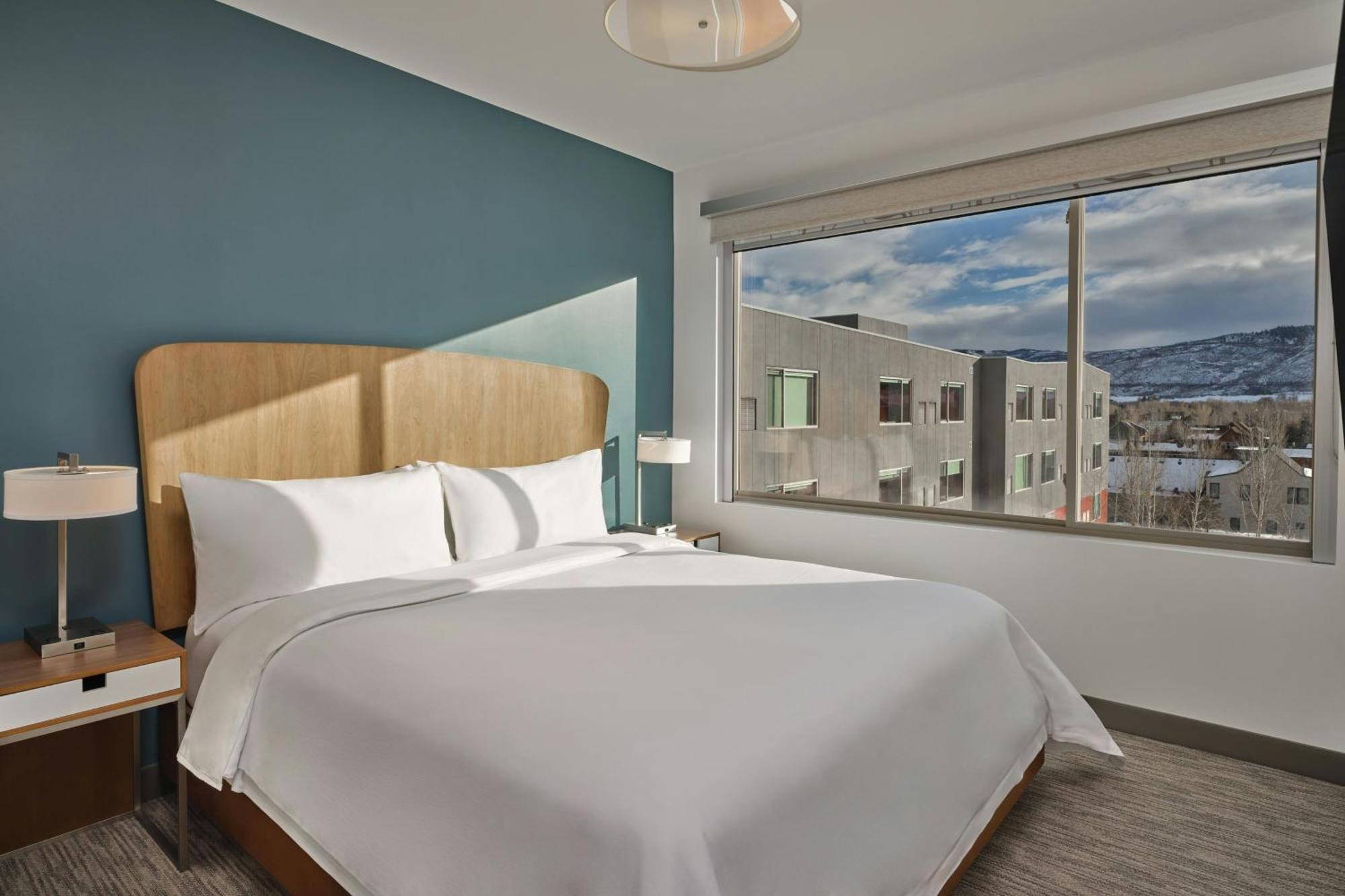 Element - Aspen Hotel Basalt
